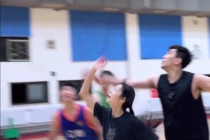 “河村勇辉vs八村塁，两人一攻一防，谁也防不住谁”...